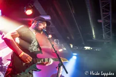 2026-04-18-HOLZ-@-Bollwerk-107-DSC01564