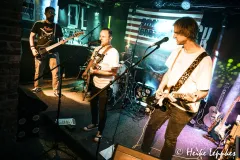 2025-08-16-Shaky-Brothers-@-Backyard-Club-DSC04515