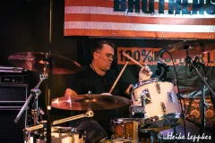 2025-08-16-Shaky-Brothers-@-Backyard-Club-DSC04682