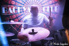 2025-10-26-Sleeping-Green-@-Backyard-Club-DSC00997