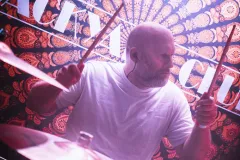 2025-10-26-Sleeping-Green-@-Backyard-Club-DSC01014