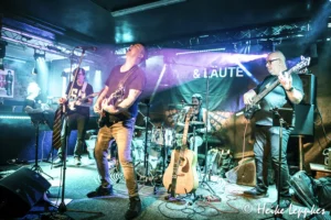 Konzertfoto Tier und LÄUTE Backyard Club Recklinghausen